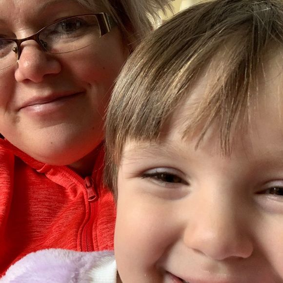 Meet your Posher, Jessica - Picture 1 of 1